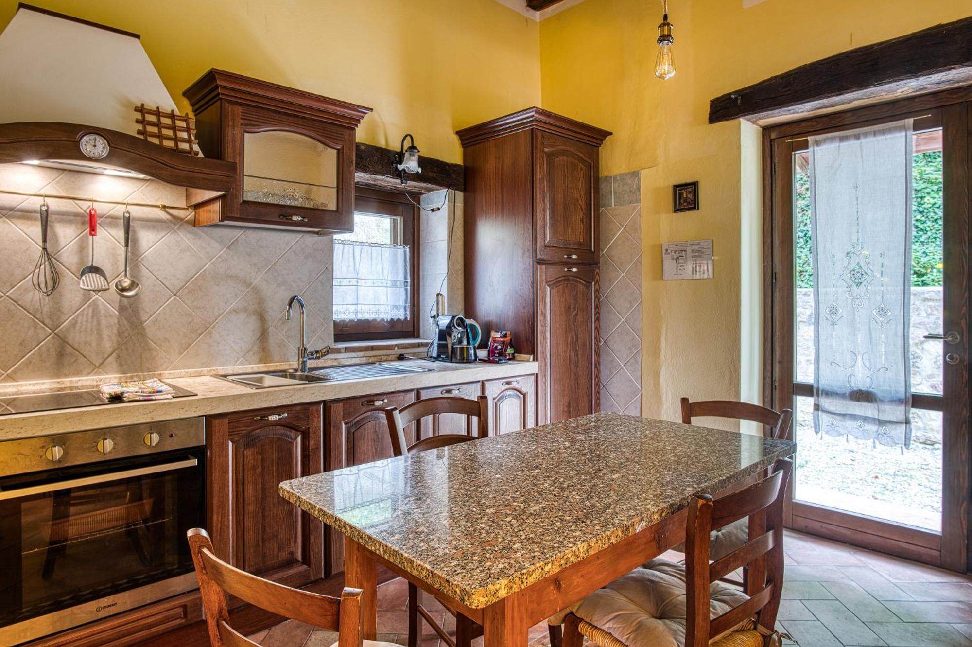 Agriturismo Bio Tra Cielo E Terra Frontignano ภายนอก รูปภาพ